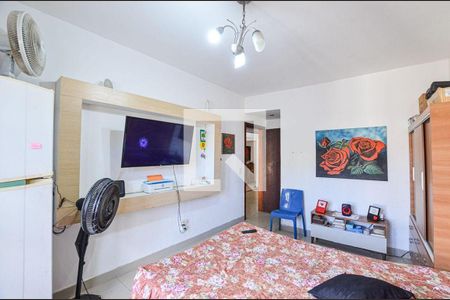 Casa à venda com 4 quartos, 228m² em Maravista, Niterói