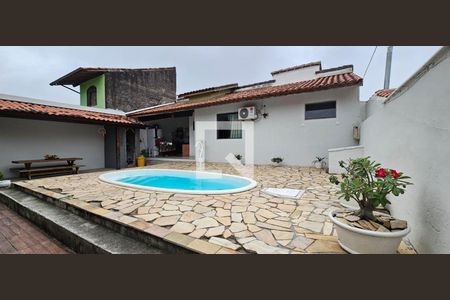 Casa à venda com 3 quartos, 150m² em Itaipu, Niterói