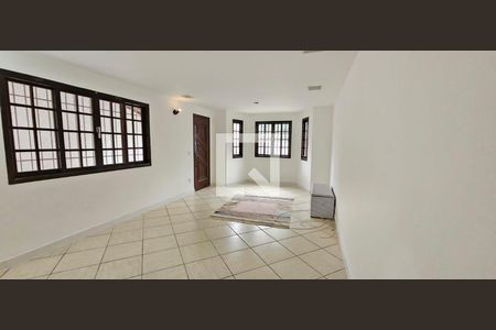 Casa à venda com 3 quartos, 150m² em Itaipu, Niterói