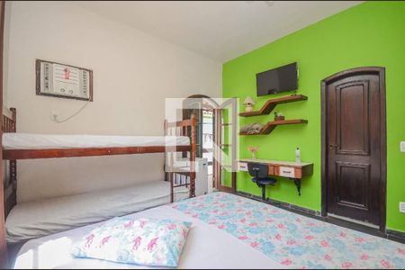 Casa à venda com 8 quartos, 308m² em Curicica, Rio de Janeiro