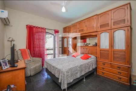 Casa à venda com 8 quartos, 308m² em Curicica, Rio de Janeiro