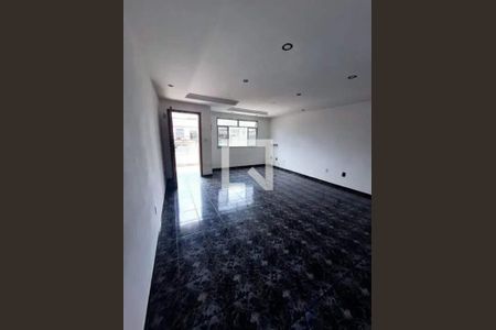 Casa à venda com 3 quartos, 120m² em Brás de Pina, Rio de Janeiro