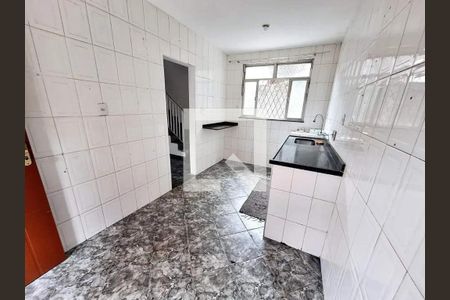 Casa à venda com 3 quartos, 120m² em Brás de Pina, Rio de Janeiro