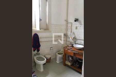 Casa à venda com 4 quartos, 500m² em Cosme Velho, Rio de Janeiro