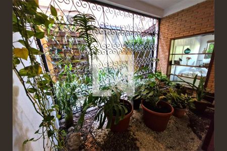 Casa à venda com 4 quartos, 349m² em Granja Julieta, São Paulo