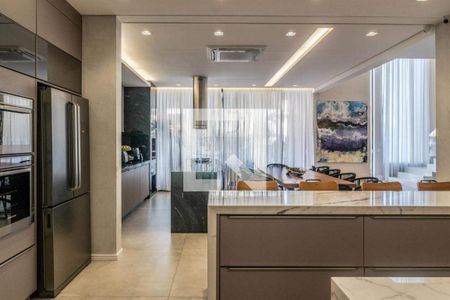 Casa à venda com 4 quartos, 400m² em Recreio dos Bandeirantes, Rio de Janeiro