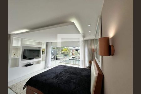 Casa à venda com 5 quartos, 375m² em Recreio dos Bandeirantes, Rio de Janeiro