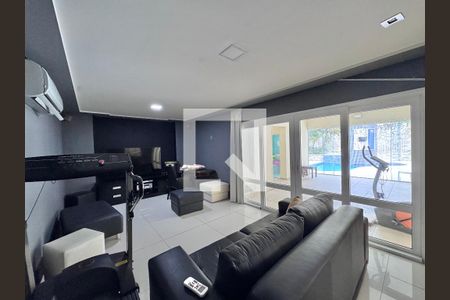 Sala de TV de casa à venda com 5 quartos, 612m² em Barra da Tijuca, Rio de Janeiro