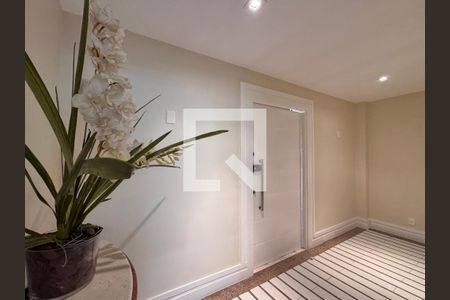 Sala de casa à venda com 5 quartos, 612m² em Barra da Tijuca, Rio de Janeiro