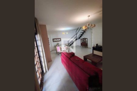 Casa à venda com 4 quartos, 167m² em Vargem Pequena, Rio de Janeiro