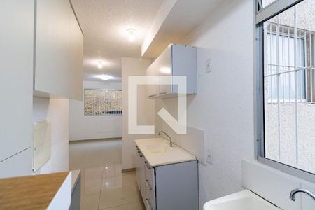 Cozinha de apartamento à venda com 2 quartos, 40m² em Cavalhada, Porto Alegre