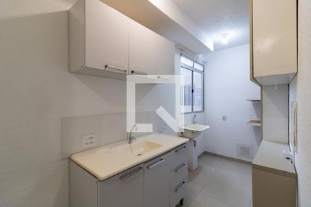 Cozinha de apartamento à venda com 2 quartos, 40m² em Cavalhada, Porto Alegre