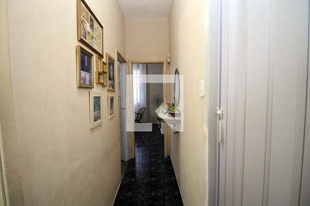 Corredor de apartamento à venda com 2 quartos, 330m² em Vila Kosmos, Rio de Janeiro