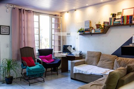 Casa para alugar com 2 quartos, 80m² em Jardim Universitario, Viamão