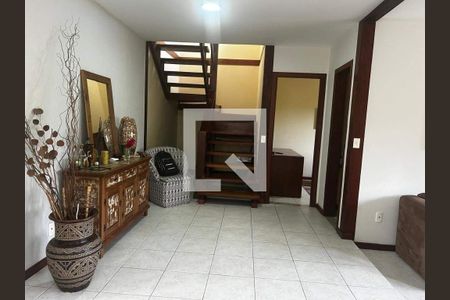 Casa à venda com 4 quartos, 166m² em Recreio dos Bandeirantes, Rio de Janeiro