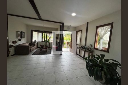 Casa à venda com 4 quartos, 166m² em Recreio dos Bandeirantes, Rio de Janeiro