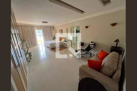 Casa à venda com 5 quartos, 993m² em Barra da Tijuca, Rio de Janeiro
