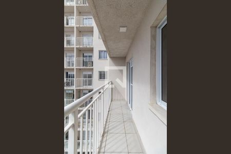 Sacada Sala/Cozinha de apartamento à venda com 1 quarto, 28m² em Vila Ré, São Paulo