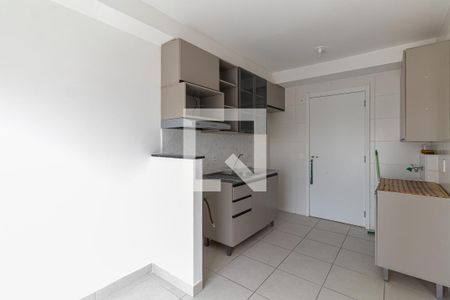 Sala e Cozinha de apartamento à venda com 1 quarto, 28m² em Vila Ré, São Paulo