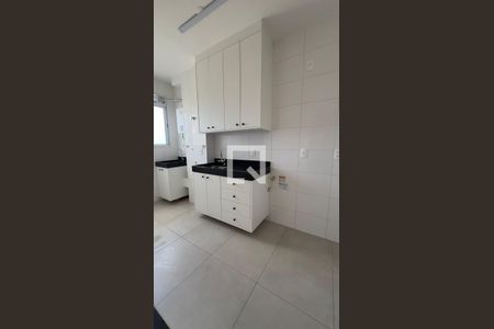 Sala/cozinha de apartamento à venda com 2 quartos, 44m² em Engordadouro, Jundiaí