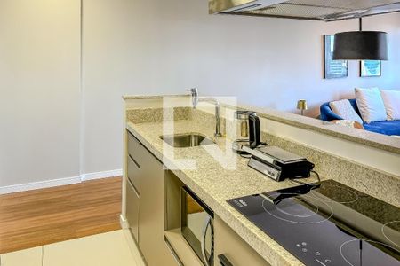 Cozinha de kitnet/studio à venda com 1 quarto, 44m² em Petrópolis, Porto Alegre