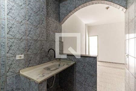 Cozinha de apartamento para alugar com 1 quarto, 40m² em Santa Hifigenia, São Paulo