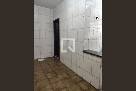 Casa à venda com 2 quartos, 132m² em Jardim Angela (Zona Leste), São Paulo