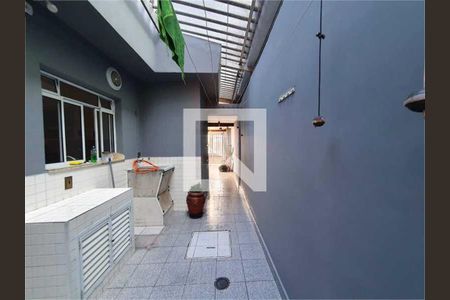 Casa à venda com 2 quartos, 140m² em Vila Lucinda, Santo André