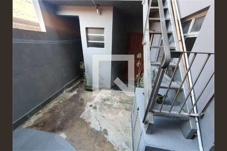 Casa à venda com 2 quartos, 140m² em Vila Lucinda, Santo André