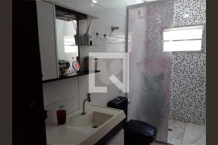 Casa à venda com 3 quartos, 184m² em Vila Tolstoi, São Paulo