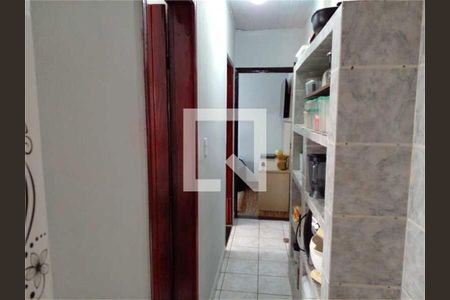Casa à venda com 3 quartos, 184m² em Vila Tolstoi, São Paulo