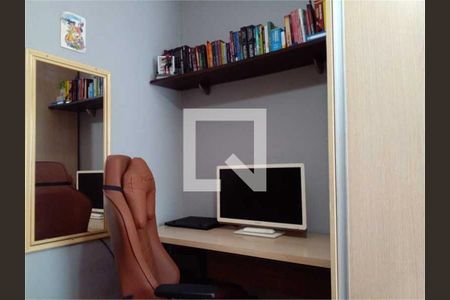 Casa à venda com 3 quartos, 184m² em Vila Tolstoi, São Paulo