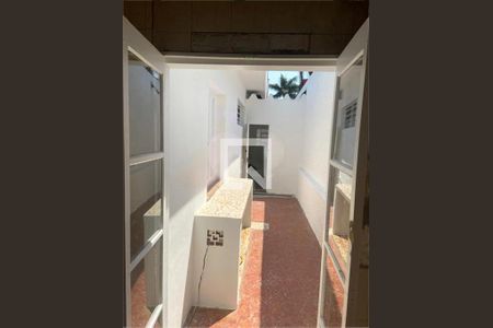 Casa à venda com 2 quartos, 228m² em Jardim do Mar, São Bernardo do Campo