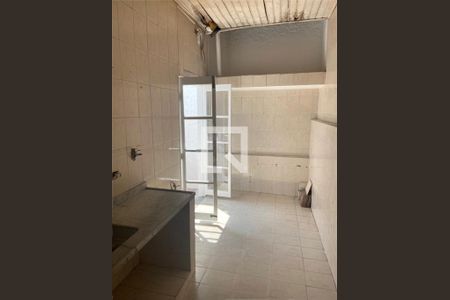 Casa à venda com 2 quartos, 228m² em Jardim do Mar, São Bernardo do Campo