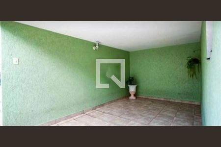Casa à venda com 3 quartos, 150m² em Parque das Nações, Santo André