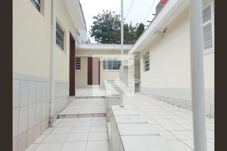 Casa à venda com 4 quartos, 243m² em Utinga, Santo André