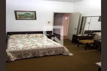 Casa à venda com 3 quartos, 200m² em Pinheirinho, Santo André