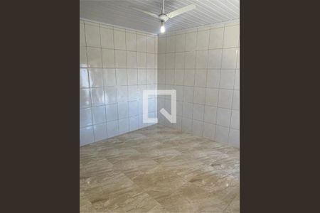 Casa à venda com 3 quartos, 300m² em Utinga, Santo André