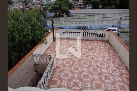 Casa à venda com 4 quartos, 234m² em Vila Claudio, Santo André