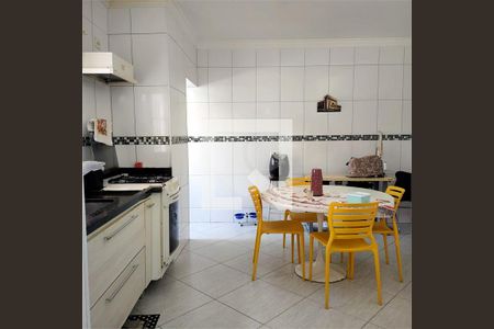 Casa à venda com 4 quartos, 364m² em Utinga, Santo André