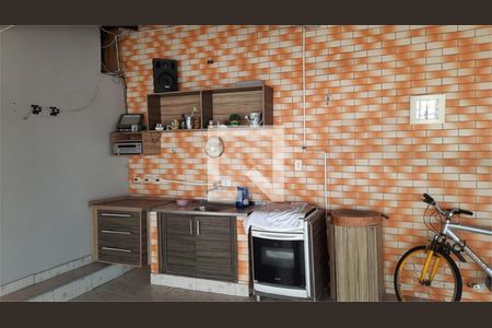 Casa à venda com 4 quartos, 364m² em Utinga, Santo André