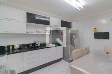 Casa à venda com 3 quartos, 129m² em Utinga, Santo André