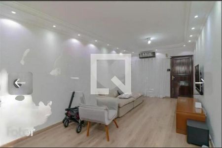 Casa à venda com 3 quartos, 129m² em Utinga, Santo André