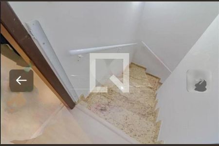 Casa à venda com 3 quartos, 129m² em Utinga, Santo André