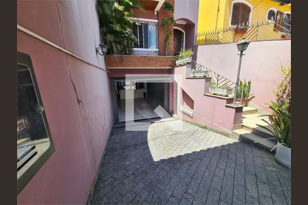 Casa à venda com 3 quartos, 192m² em Jardim Textil, São Paulo