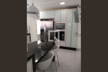 Casa para alugar com 3 quartos, 370m² em Vila Albertina, São Paulo
