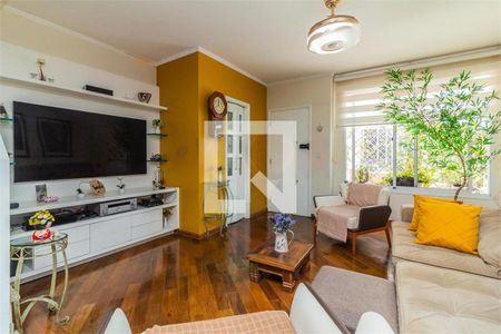 Casa à venda com 3 quartos, 131m² em Vila Fachini, São Paulo