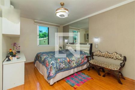 Casa à venda com 3 quartos, 131m² em Vila Fachini, São Paulo