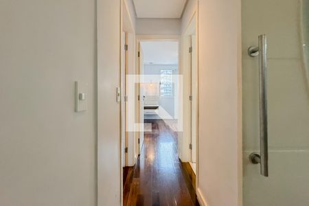 Corredor de apartamento à venda com 2 quartos, 155m² em Vila Mariana, São Paulo