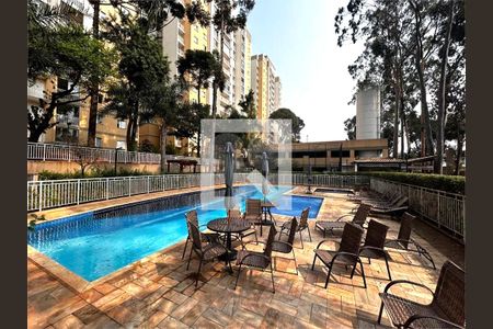 Apartamento à venda com 3 quartos, 75m² em Vila Paulo Silas, São Paulo